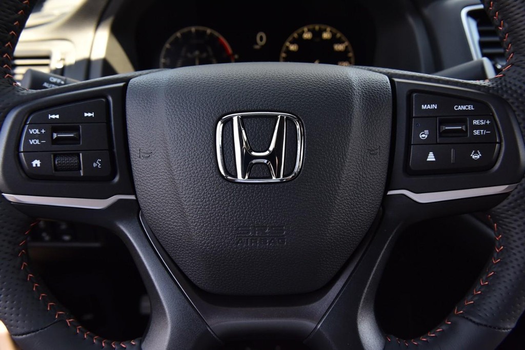 Honda Ridgeline Vehicle Image 24