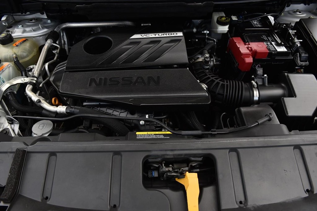 Nissan Rogue Vehicle Full-screen Gallery Image 29