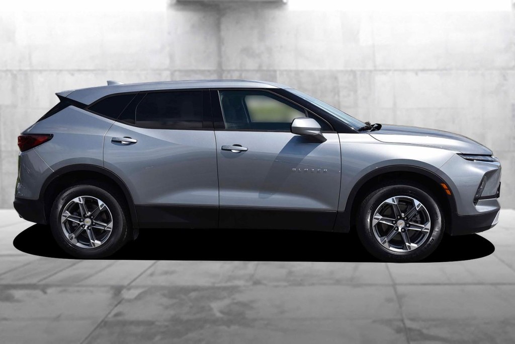 Chevrolet Blazer Vehicle Full-screen Gallery Image 5