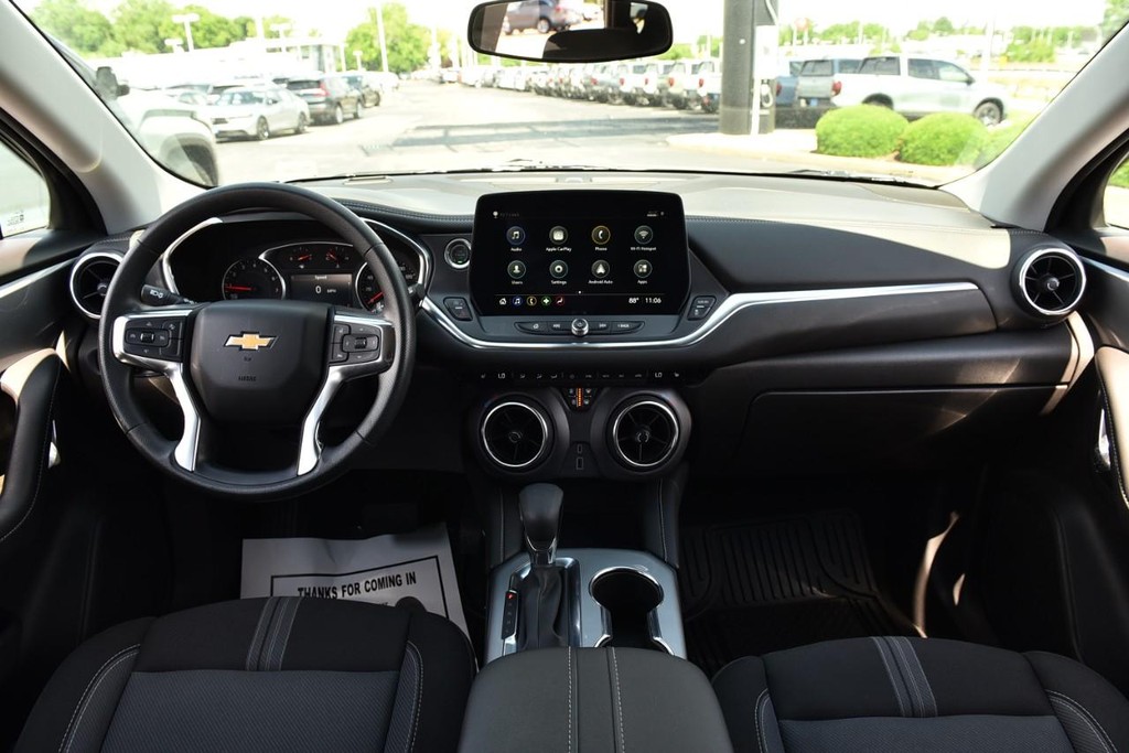 Chevrolet Blazer Vehicle Full-screen Gallery Image 7