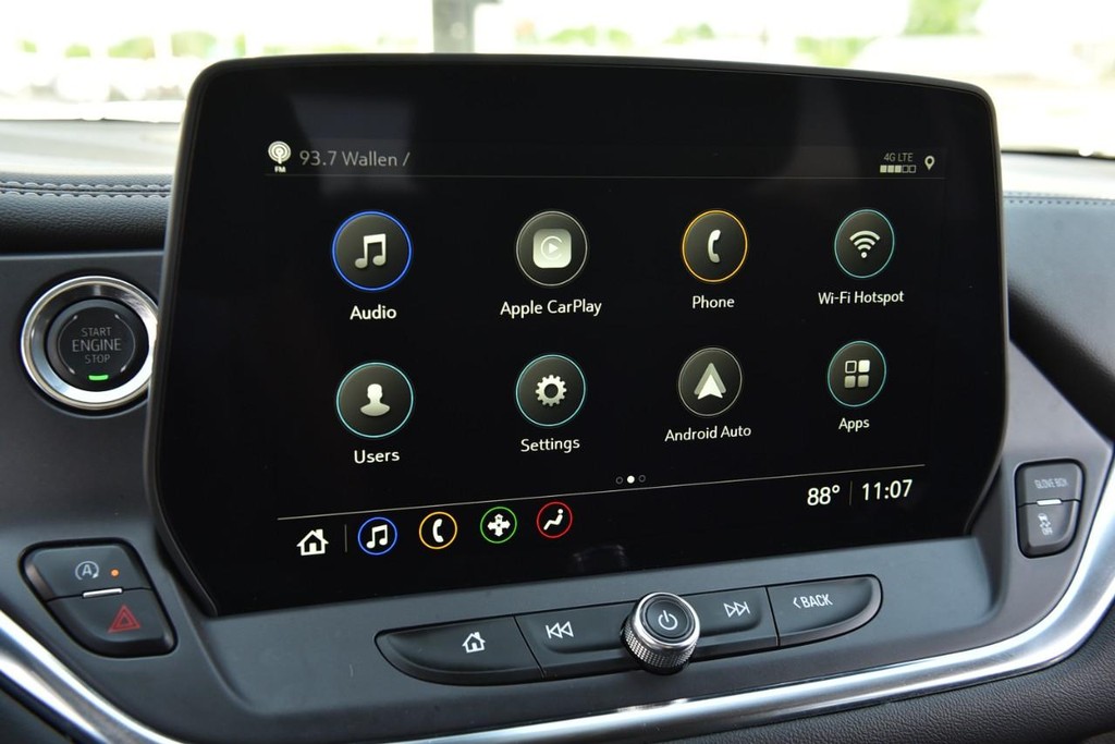 Chevrolet Blazer Vehicle Full-screen Gallery Image 12