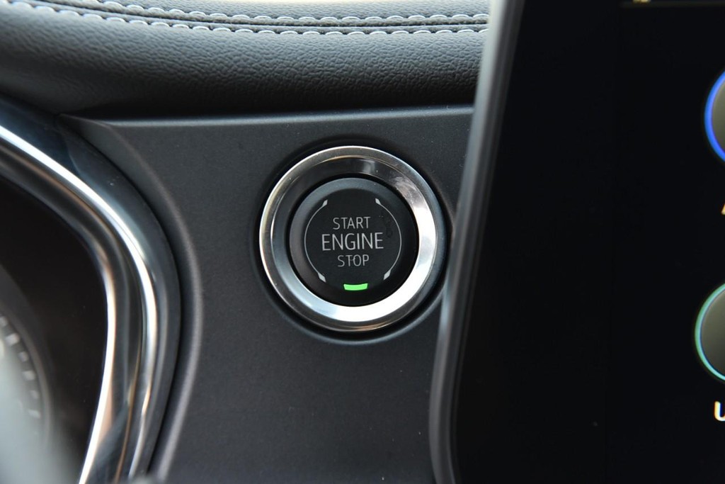 Chevrolet Blazer Vehicle Full-screen Gallery Image 13
