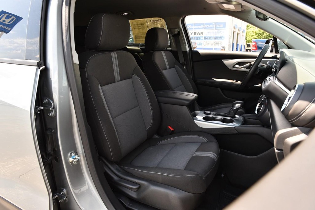 Chevrolet Blazer Vehicle Full-screen Gallery Image 18