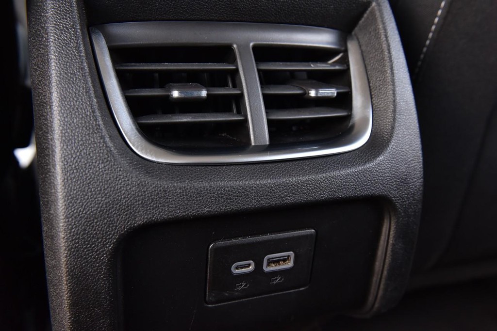 Chevrolet Blazer Vehicle Full-screen Gallery Image 20
