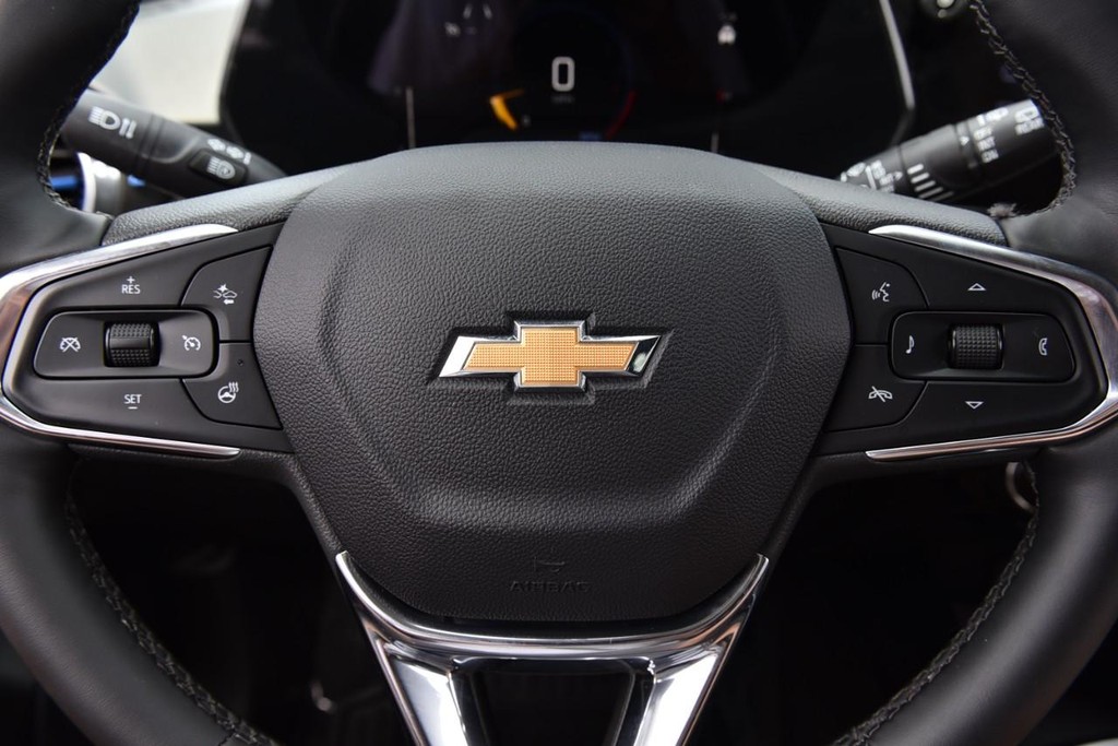 Chevrolet Trax Vehicle Full-screen Gallery Image 17
