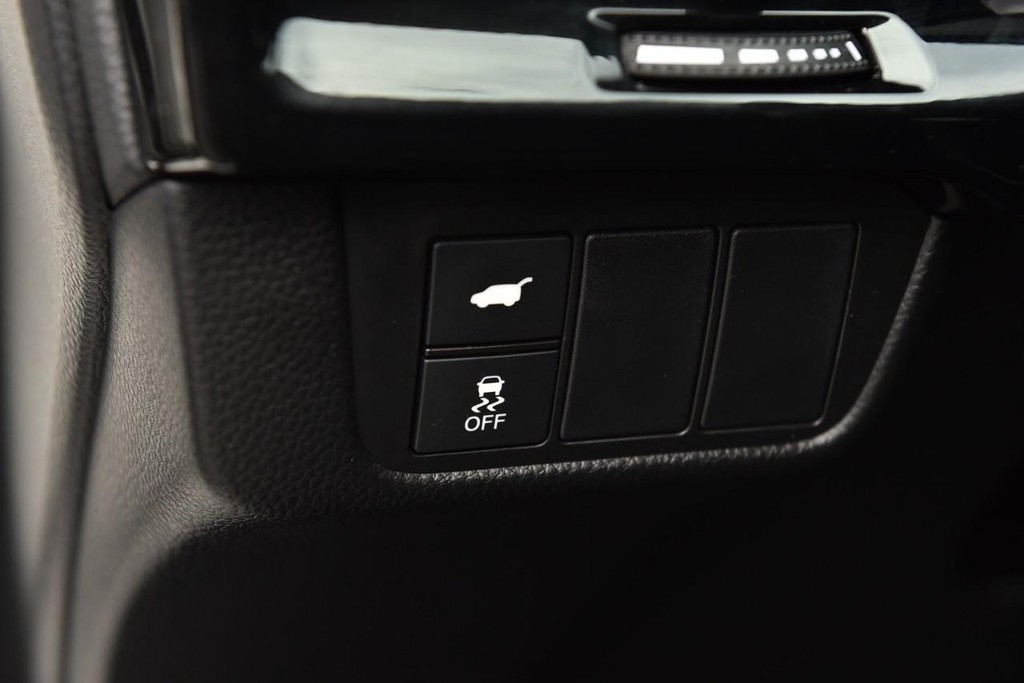 Honda CR-V Vehicle Full-screen Gallery Image 11