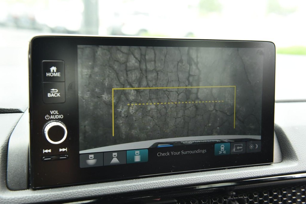 Honda CR-V Vehicle Full-screen Gallery Image 14