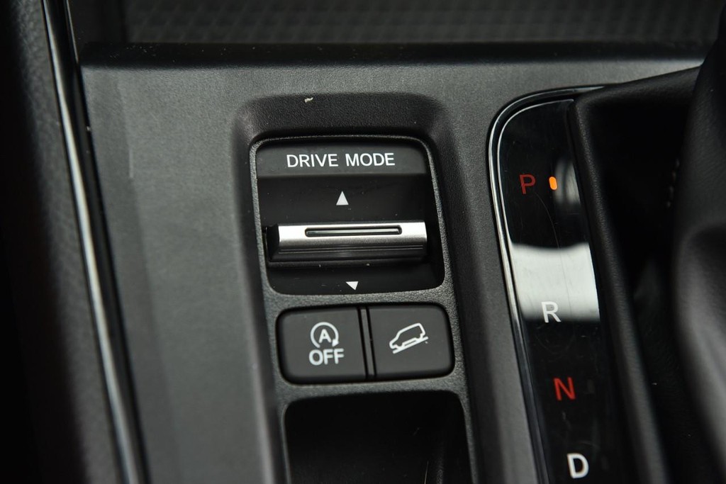 Honda CR-V Vehicle Full-screen Gallery Image 19