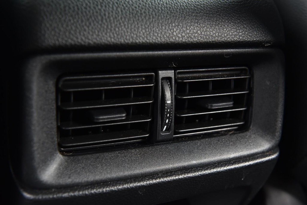 Honda CR-V Vehicle Full-screen Gallery Image 26