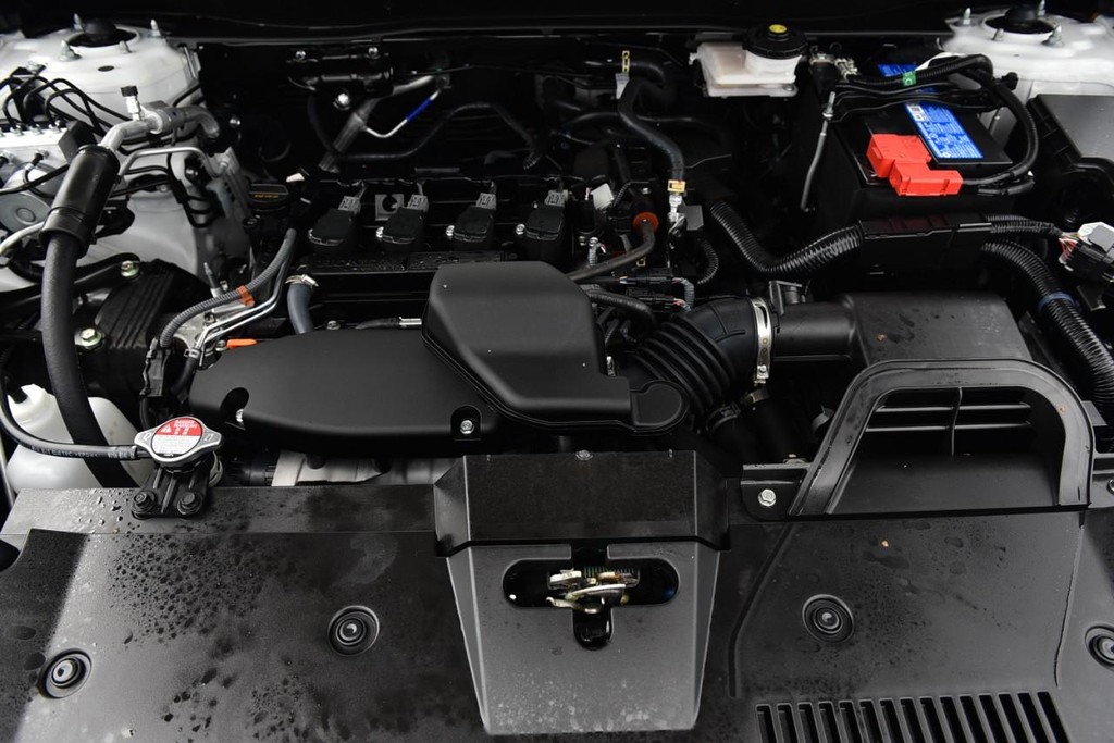 Honda CR-V Vehicle Full-screen Gallery Image 30