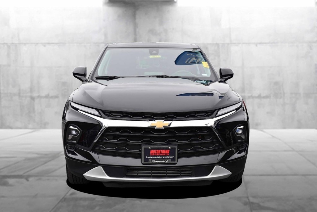 Chevrolet Blazer Vehicle Full-screen Gallery Image 04