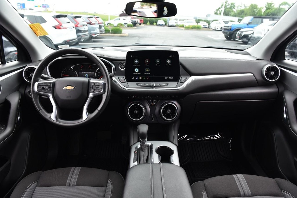 Chevrolet Blazer Vehicle Full-screen Gallery Image 07