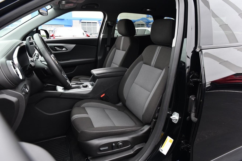 Chevrolet Blazer Vehicle Full-screen Gallery Image 17