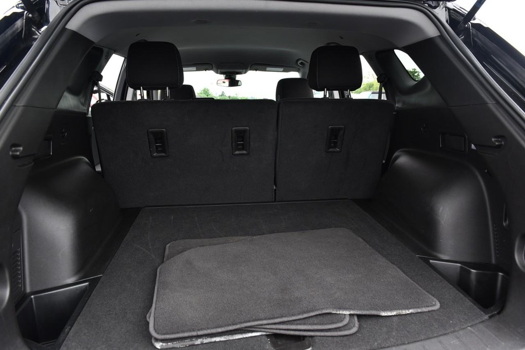 Chevrolet Blazer Vehicle Full-screen Gallery Image 21