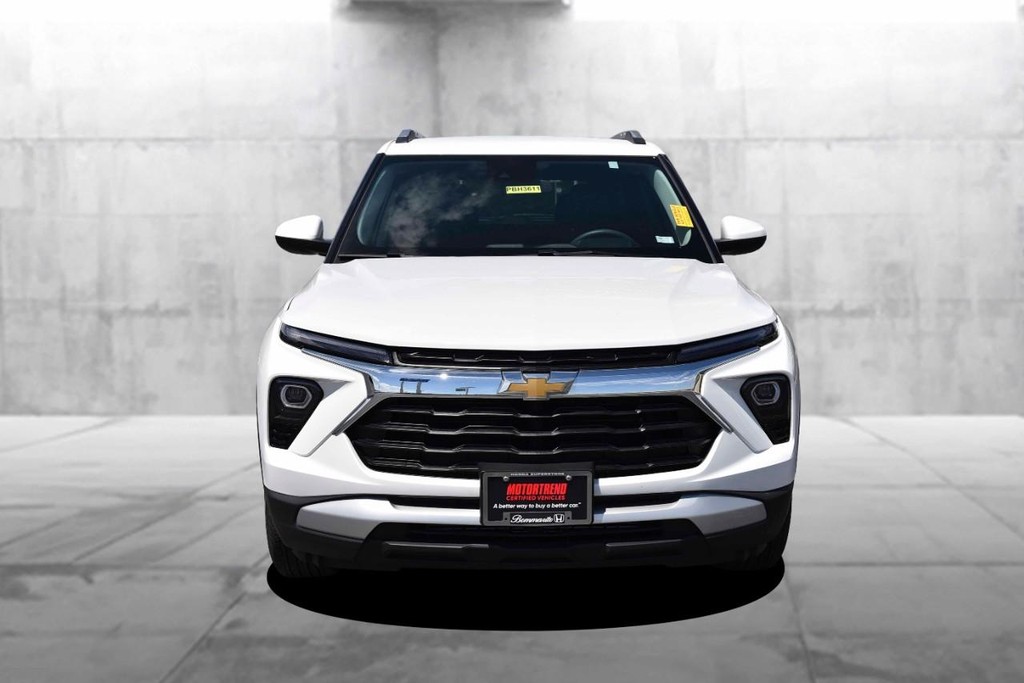 Chevrolet TrailBlazer Vehicle Full-screen Gallery Image 4