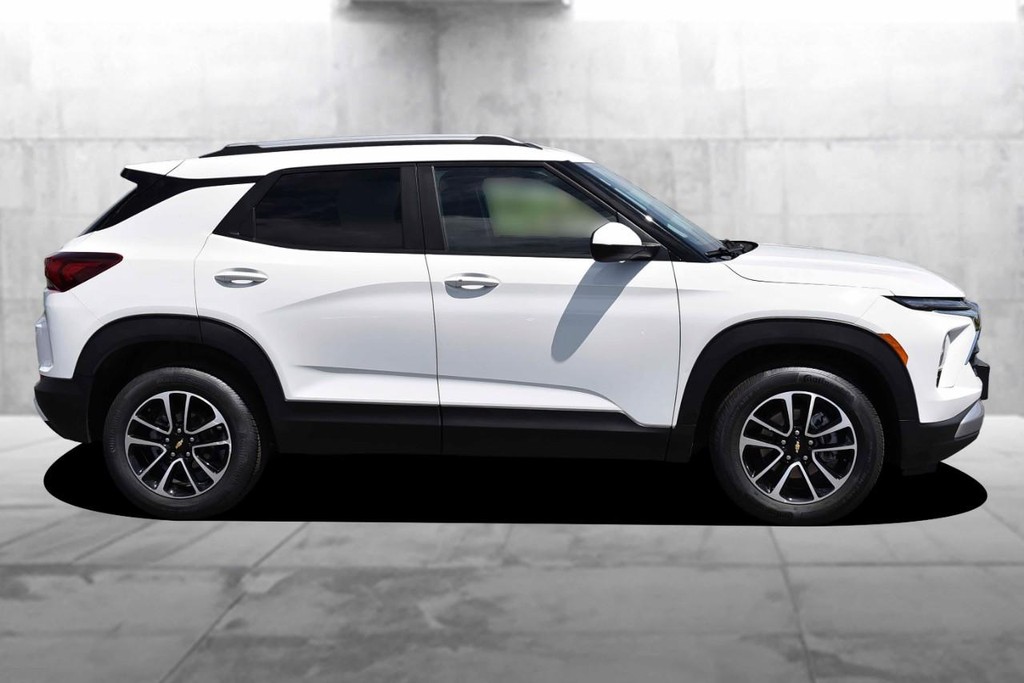 Chevrolet TrailBlazer Vehicle Full-screen Gallery Image 5
