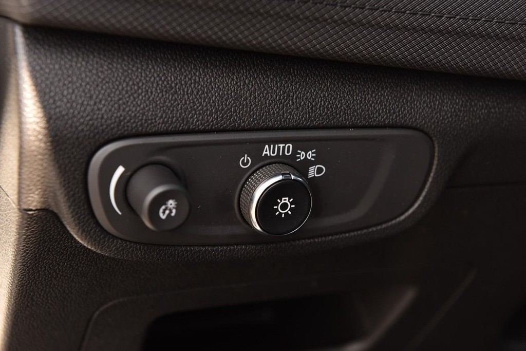 Chevrolet TrailBlazer Vehicle Full-screen Gallery Image 9