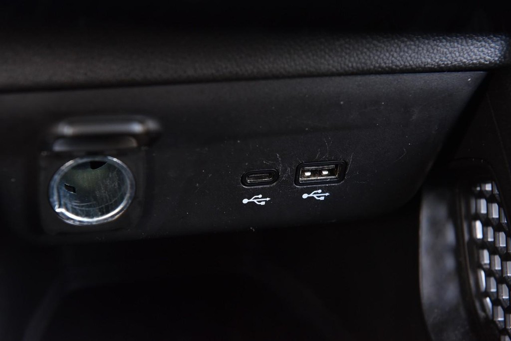 Chevrolet TrailBlazer Vehicle Full-screen Gallery Image 13