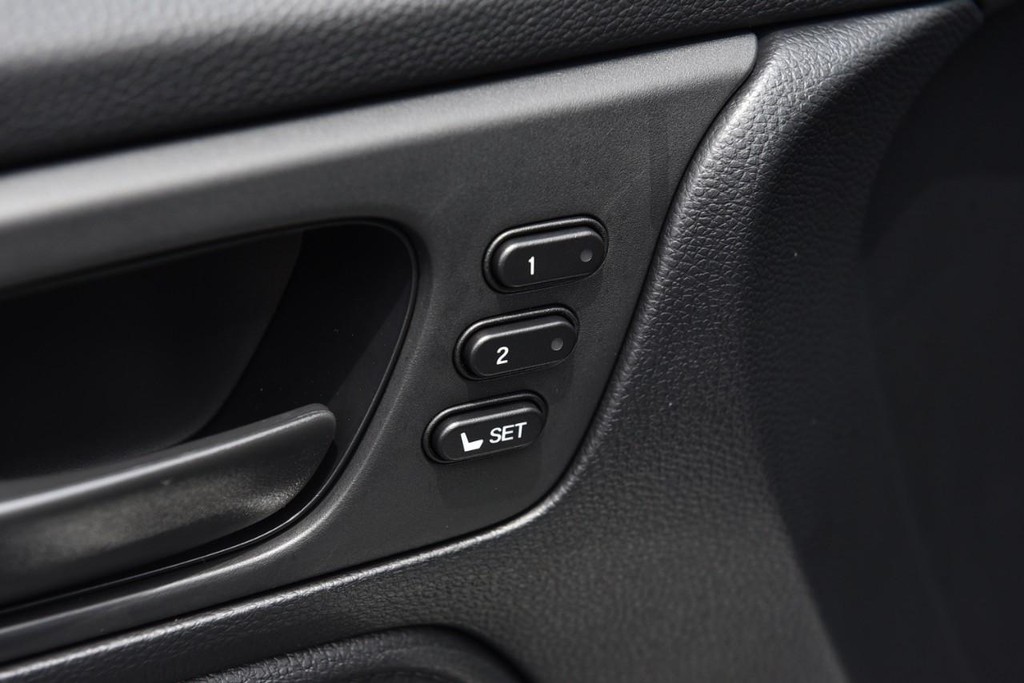 Honda Odyssey Vehicle Full-screen Gallery Image 9