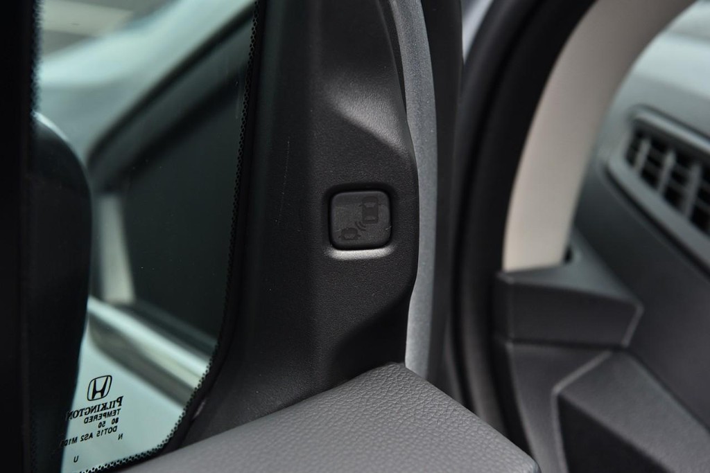 Honda Odyssey Vehicle Full-screen Gallery Image 10