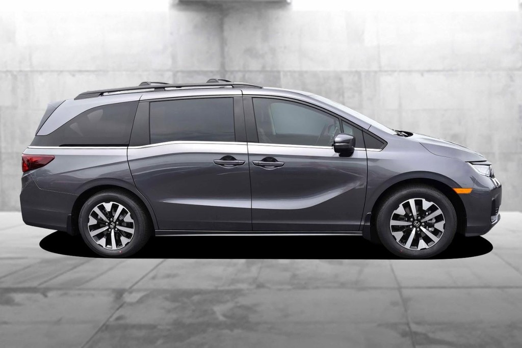 Honda Odyssey Vehicle Full-screen Gallery Image 5