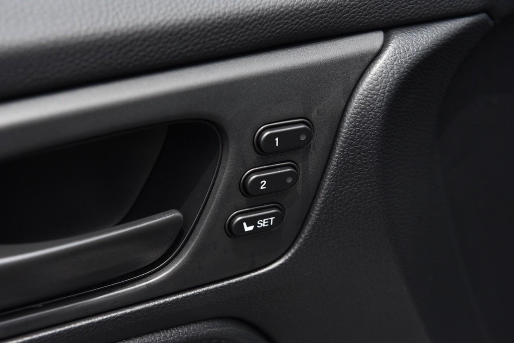 Honda Odyssey Vehicle Full-screen Gallery Image 9