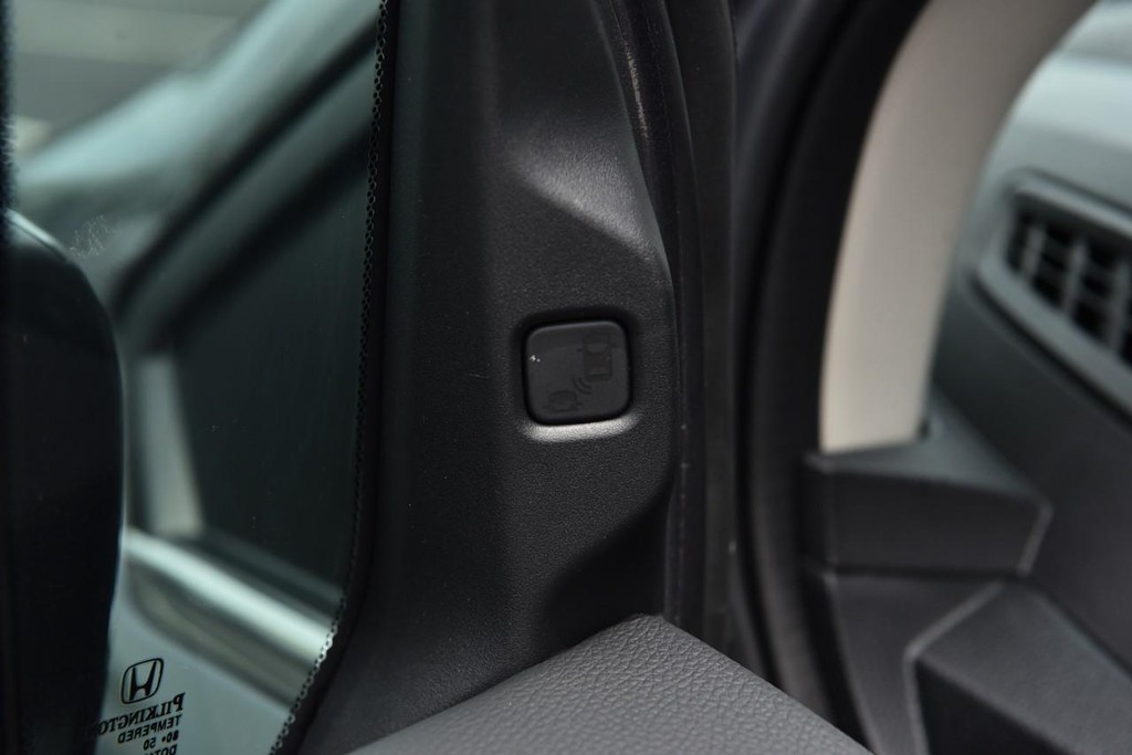 Honda Odyssey Vehicle Full-screen Gallery Image 10