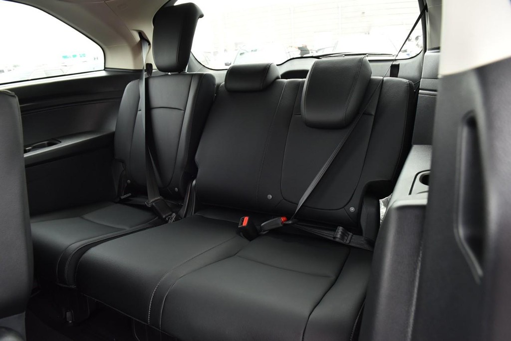 Honda Odyssey Vehicle Full-screen Gallery Image 28