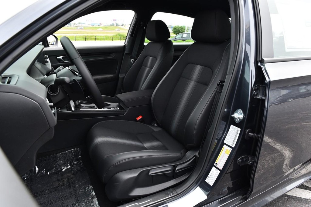 Honda Civic Sedan Vehicle Full-screen Gallery Image 21