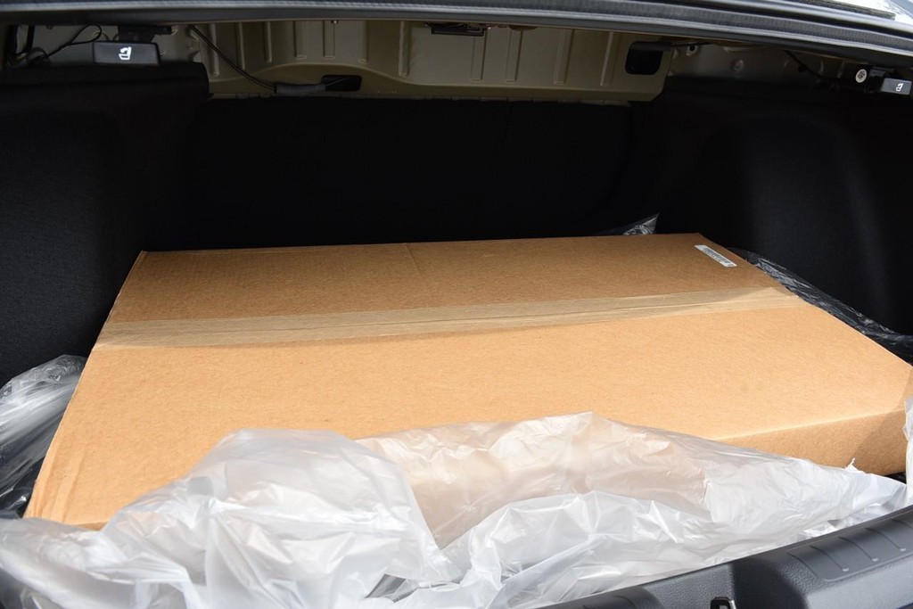 Honda Civic Sedan Vehicle Full-screen Gallery Image 24