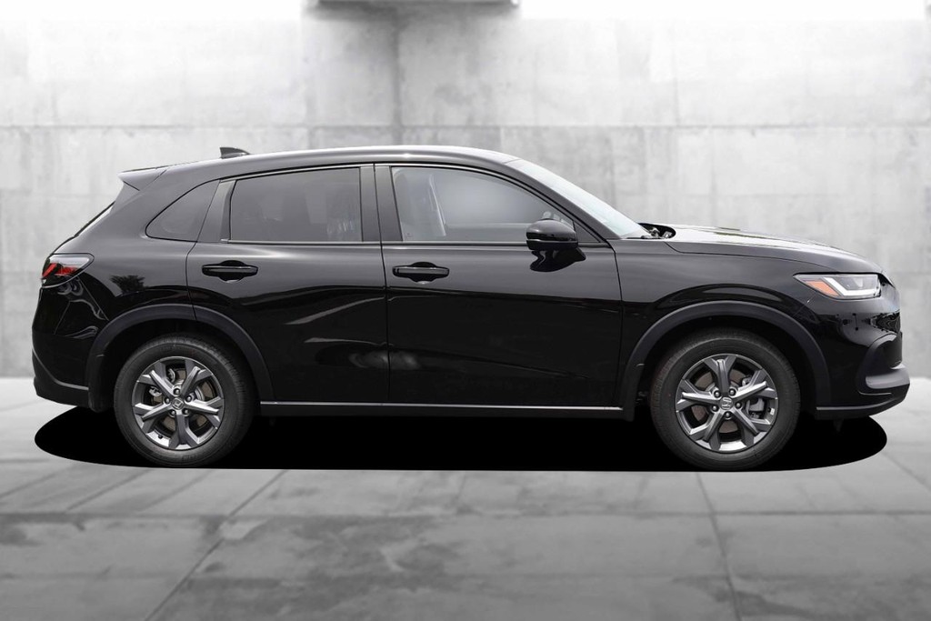 Honda HR-V Vehicle Full-screen Gallery Image 5
