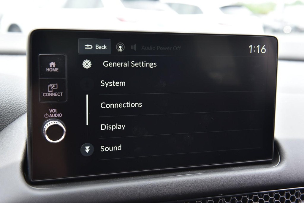 Honda HR-V Vehicle Full-screen Gallery Image 13