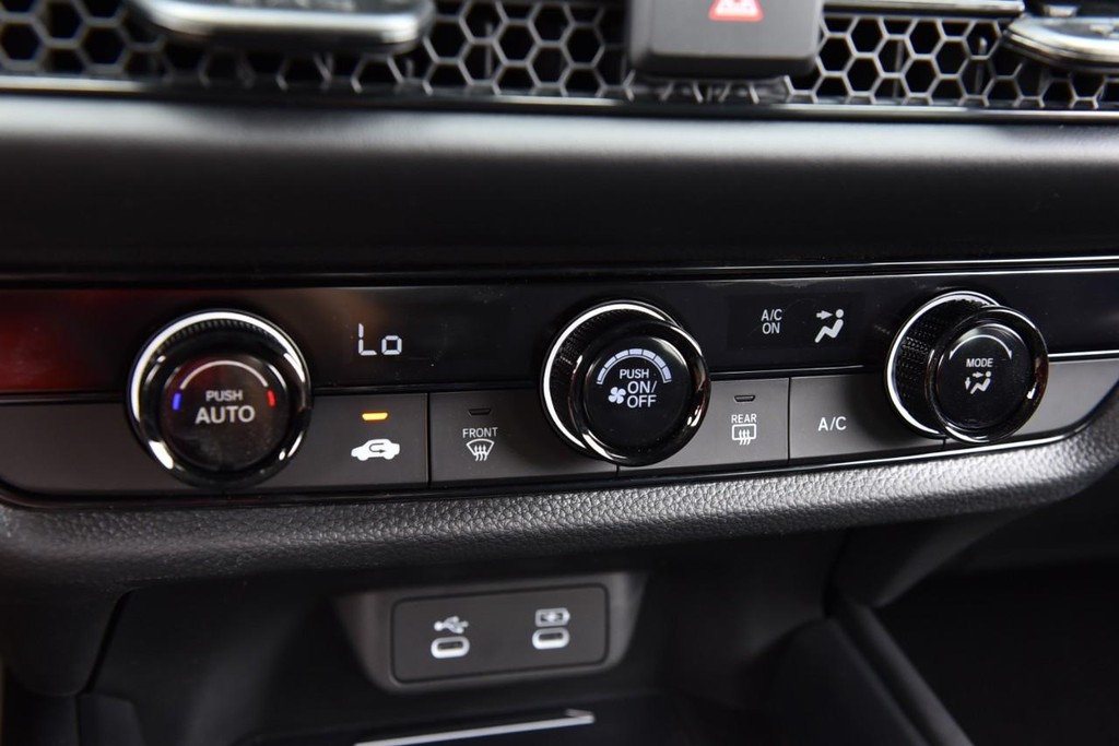 Honda HR-V Vehicle Full-screen Gallery Image 14
