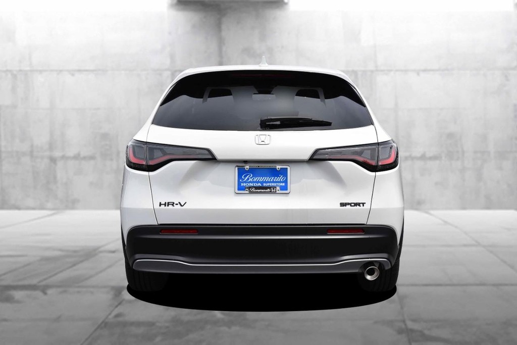 Honda HR-V Vehicle Full-screen Gallery Image 6