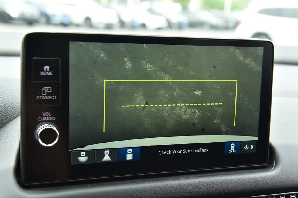 Honda HR-V Vehicle Full-screen Gallery Image 13