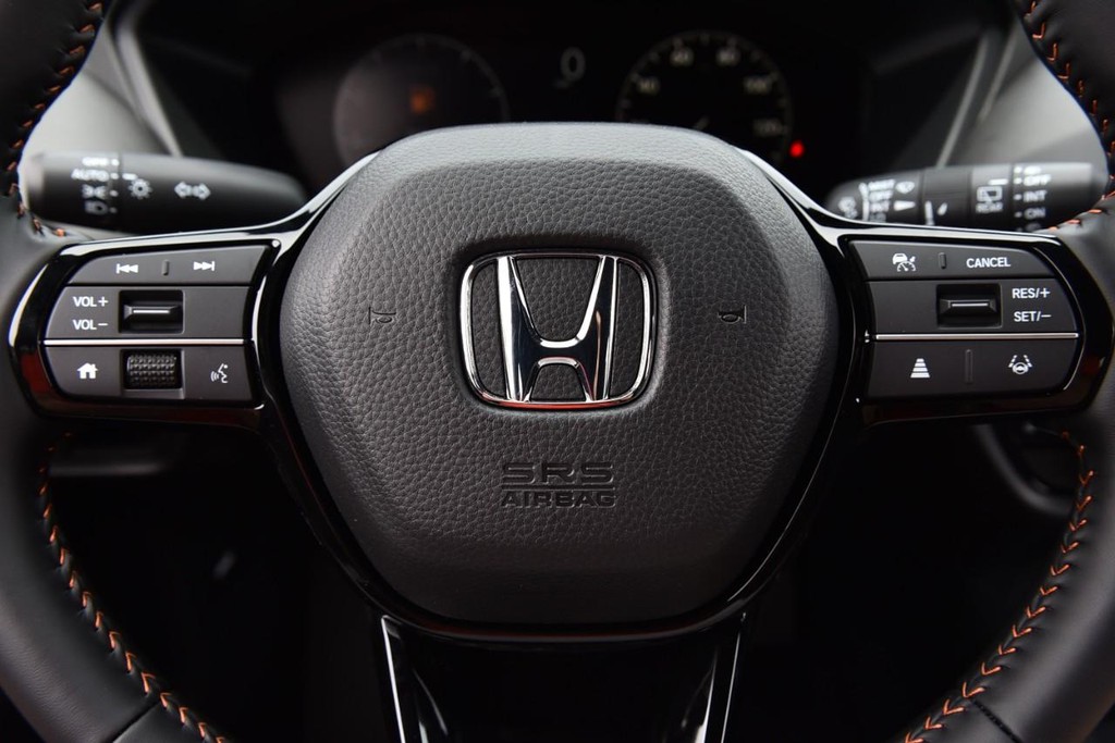 Honda HR-V Vehicle Full-screen Gallery Image 20