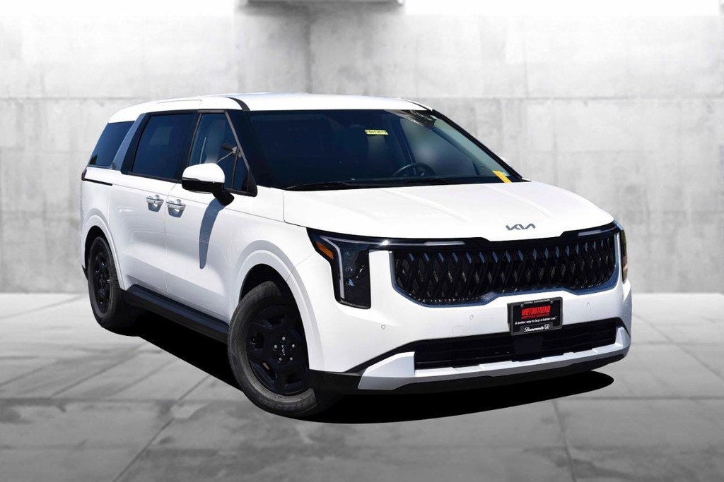 Kia Carnival Vehicle Full-screen Gallery Image 2