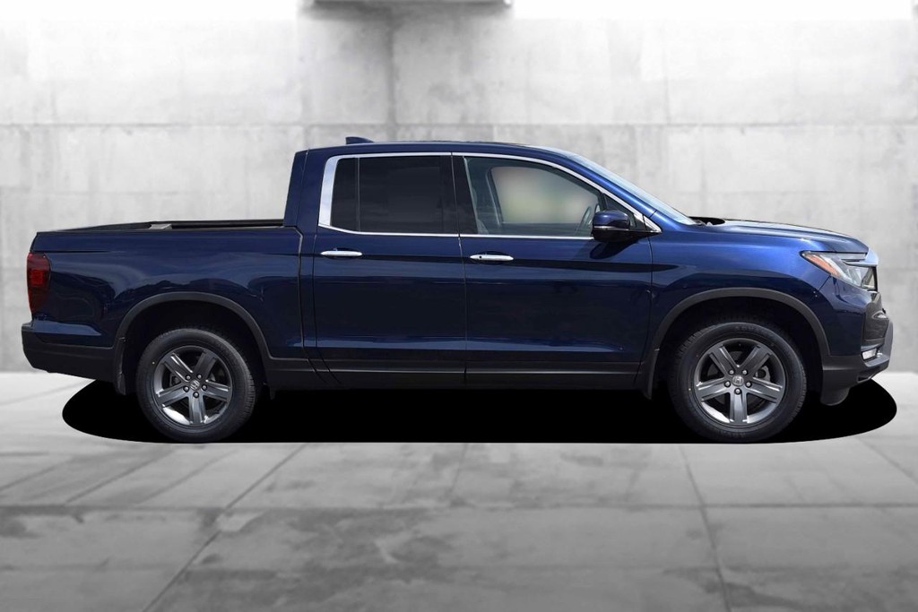 Honda Ridgeline Vehicle Full-screen Gallery Image 5