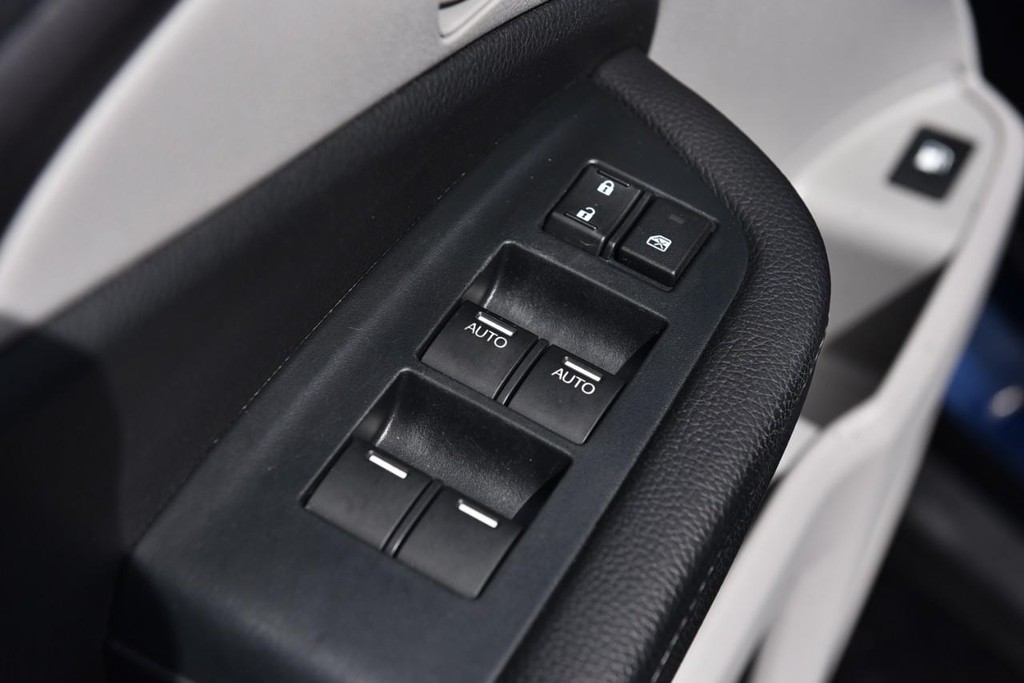 Honda Ridgeline Vehicle Full-screen Gallery Image 9