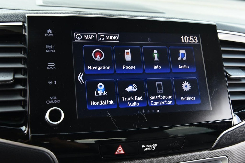 Honda Ridgeline Vehicle Full-screen Gallery Image 17