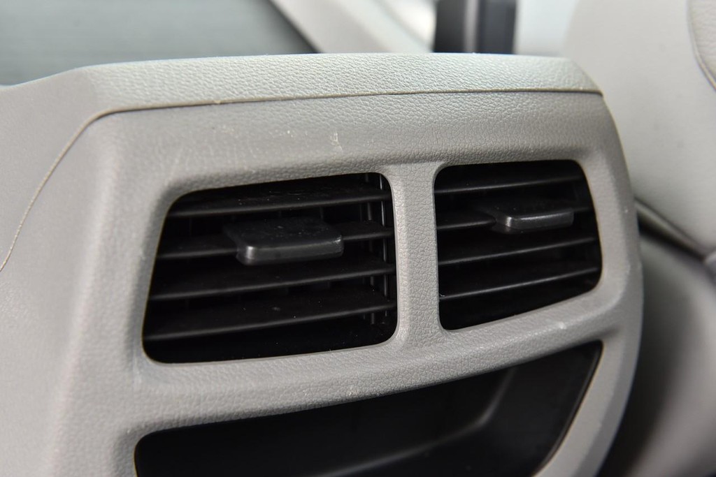 Honda Ridgeline Vehicle Full-screen Gallery Image 29