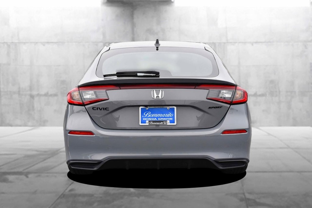 Honda Civic Hatchback Vehicle Image 06