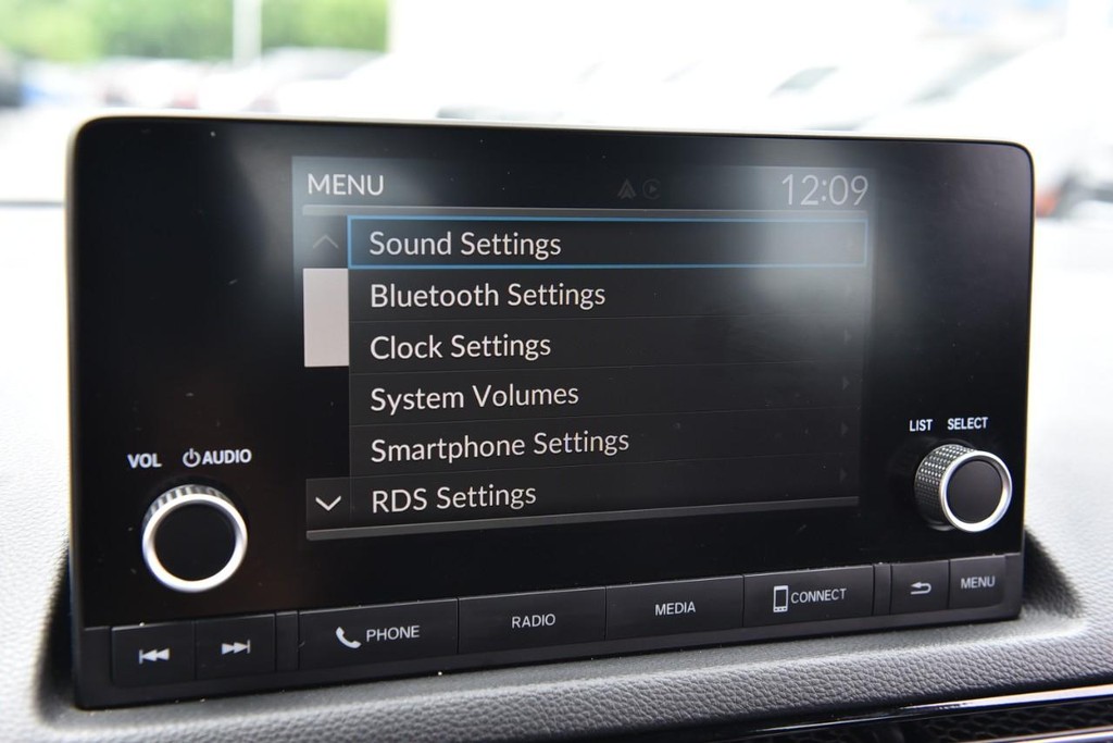 Honda Civic Hatchback Vehicle Image 14