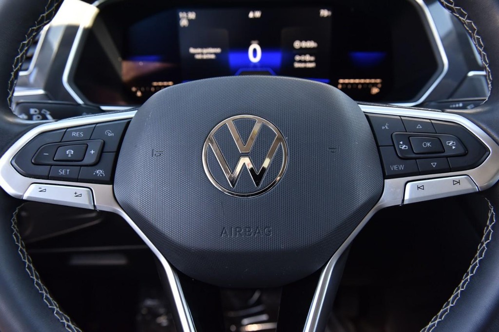 Volkswagen Tiguan Vehicle Image 17