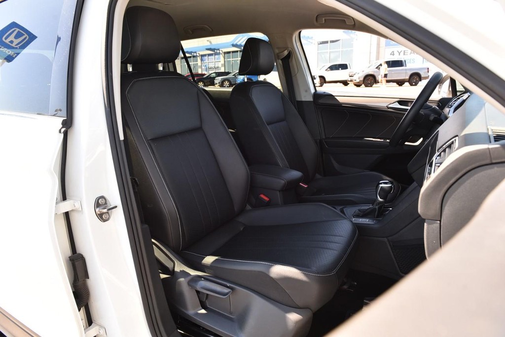 Volkswagen Tiguan Vehicle Image 19