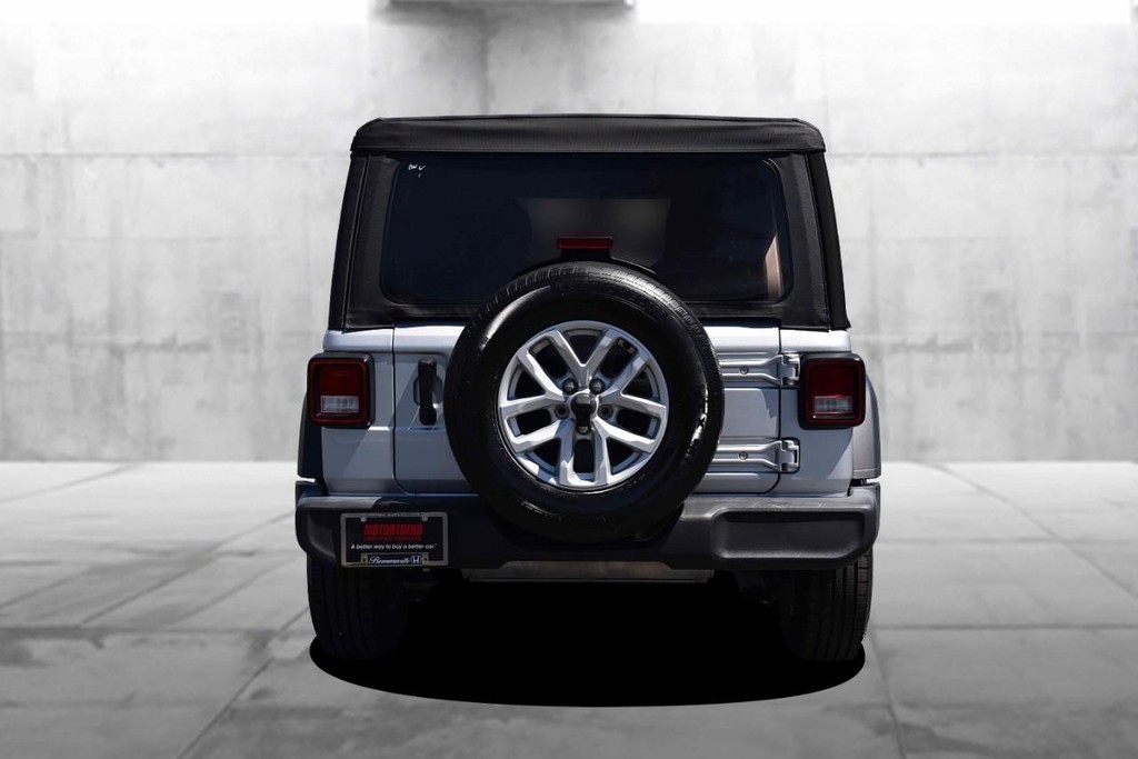 Jeep Wrangler Vehicle Image 06