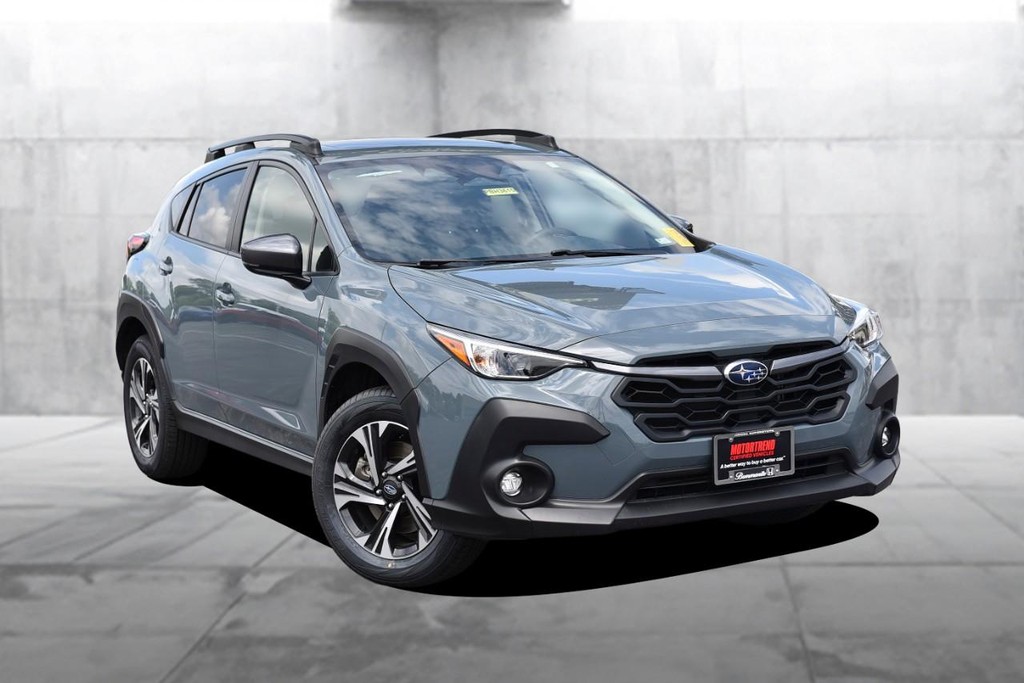 Subaru Crosstrek Vehicle Full-screen Gallery Image 2