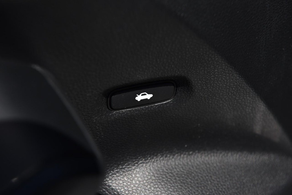Honda Civic Sedan Vehicle Image 09