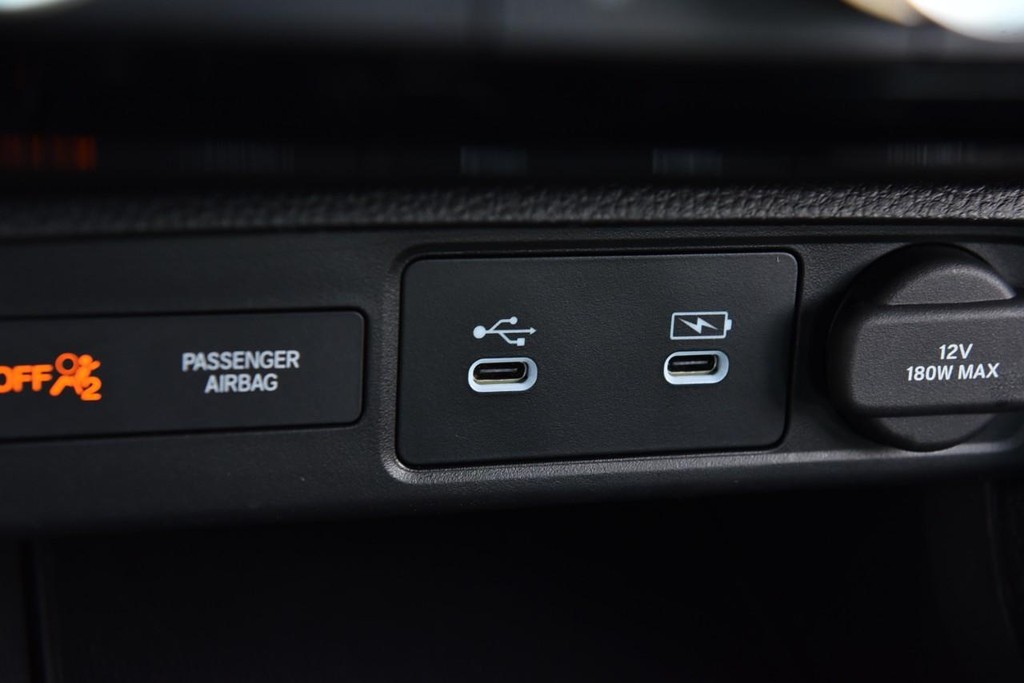 Honda Civic Sedan Vehicle Image 17