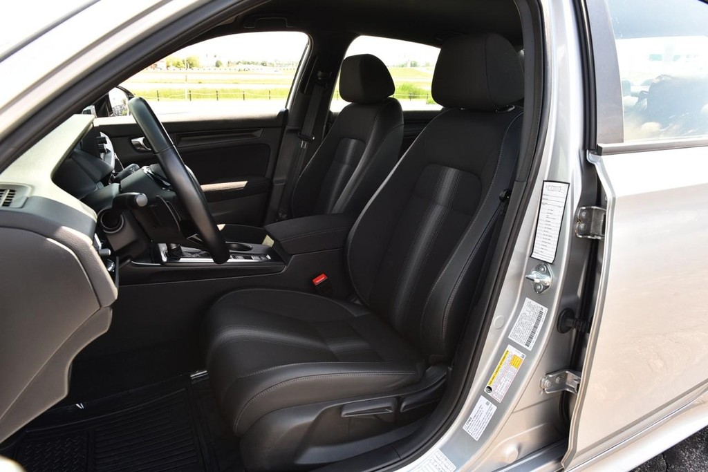 Honda Civic Sedan Vehicle Image 21